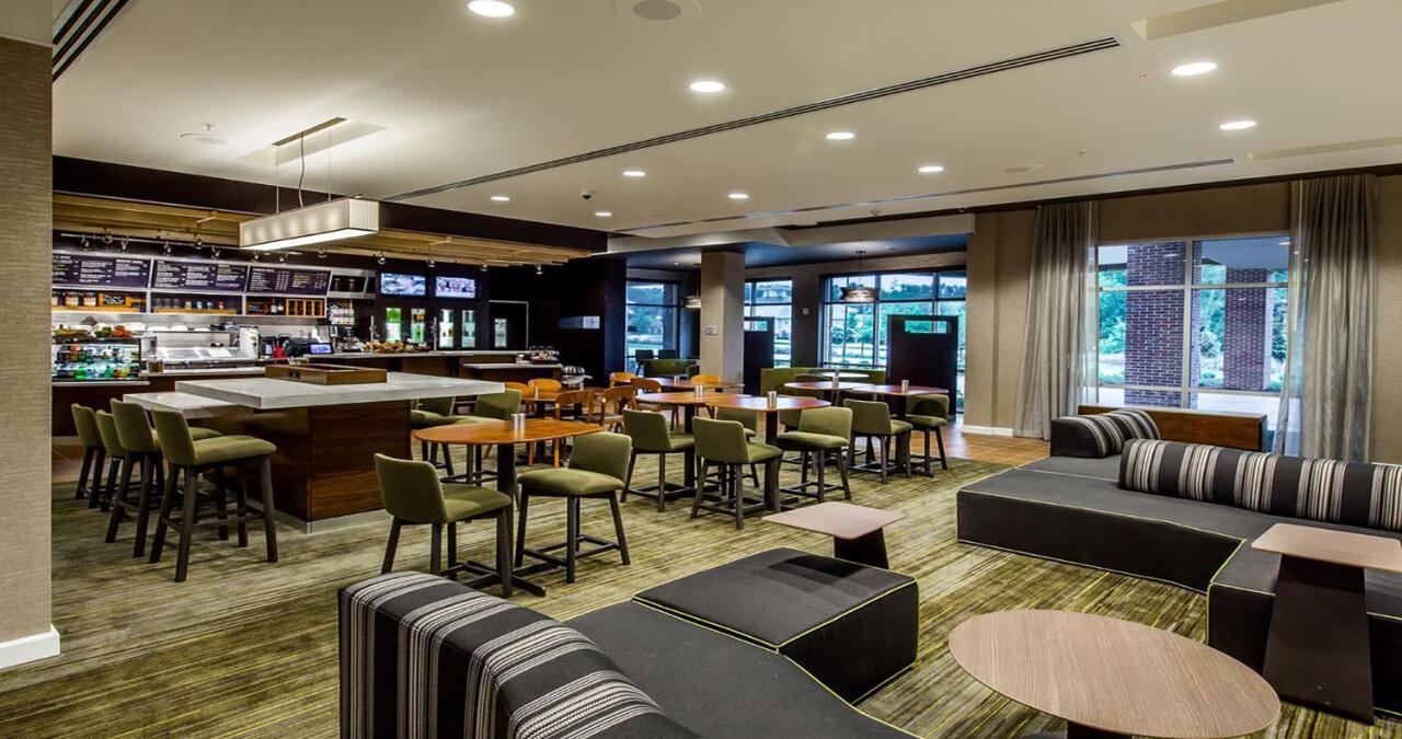 Отель Courtyard By Marriott Columbia Cayce Экстерьер фото